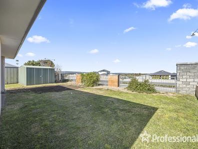 4 Coree Lane, Ellenbrook WA 6069