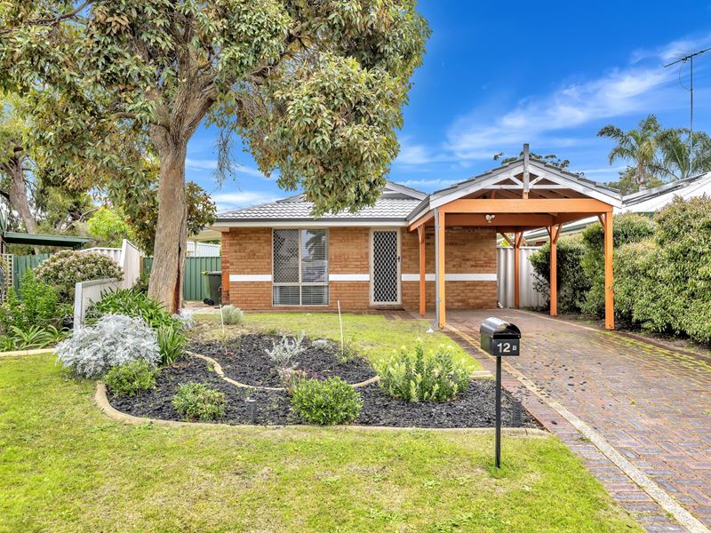 2/12 Arrowrock Retreat, Greenfields