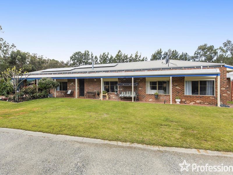 34 Kentucky Drive, Darling Downs WA 6122