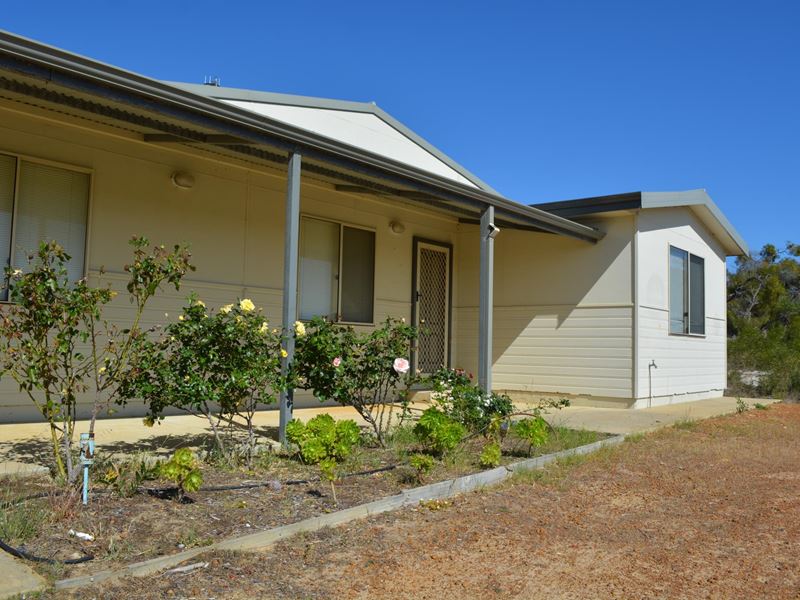 221 Banksia Road, Hopetoun
