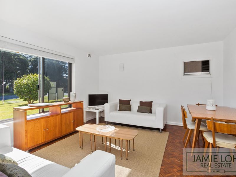 2/108 Broome Street, Cottesloe