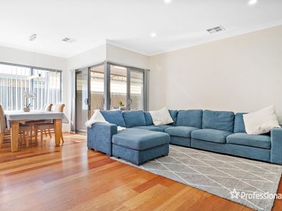 14 Jutland Way, The Vines WA 6069