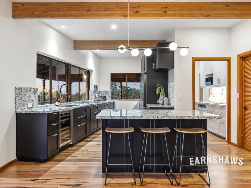 17 Sunset Hill Road, Swan View
