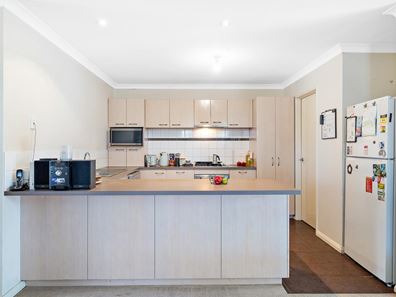 7/1 Jardine Street, Success WA 6164