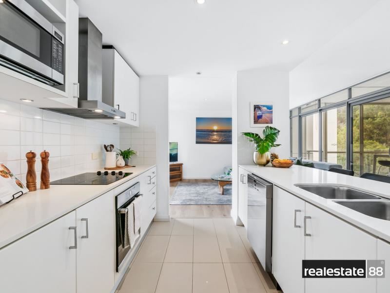 21/138 Mounts Bay  Road, Perth