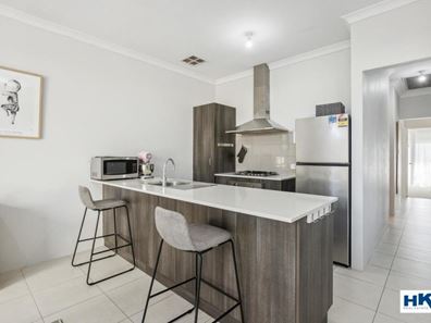 45 Apium Lane, Aveley WA 6069