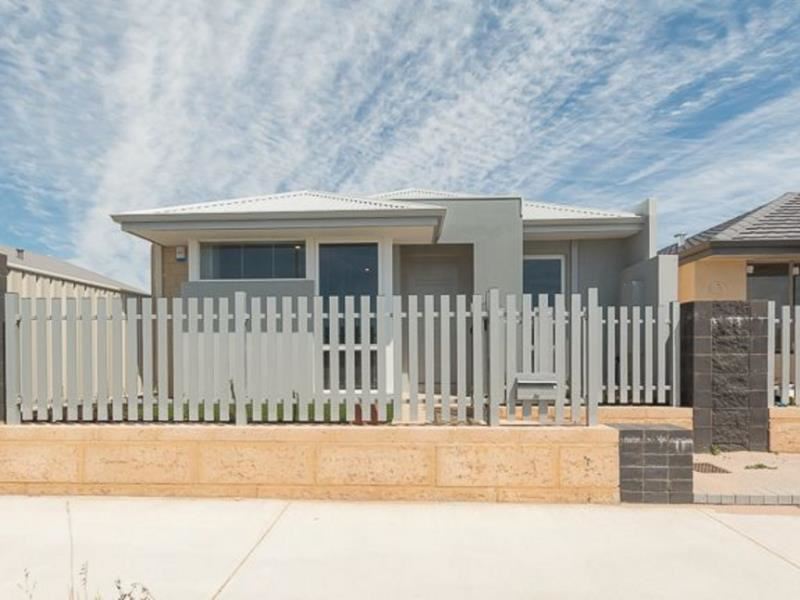 39 Winderie Road, Golden Bay WA 6174