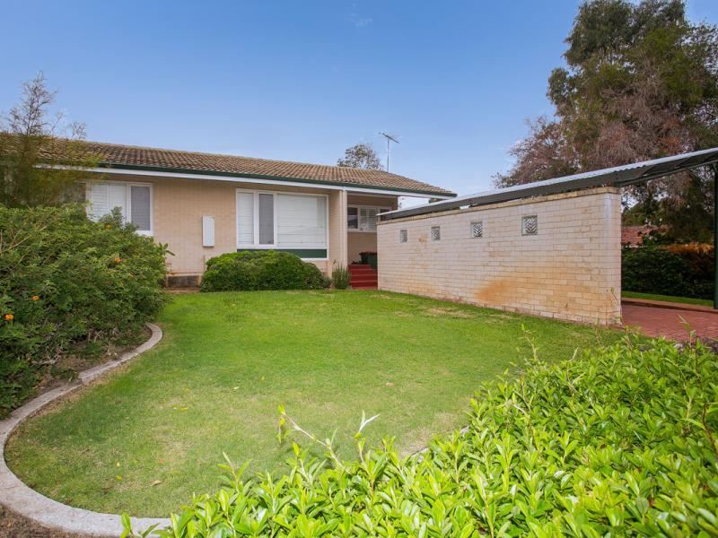 21C Hatfield Way, Girrawheen WA 6064