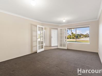 24 Regent Drive, Wannanup WA 6210