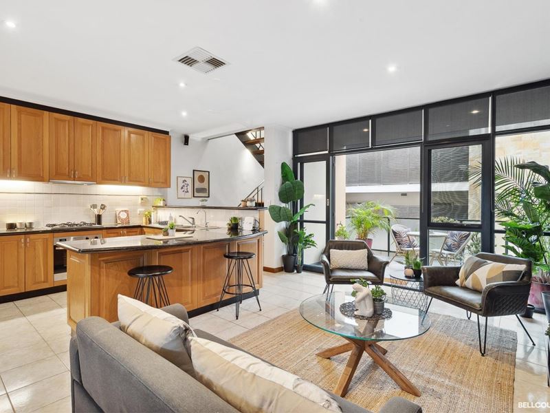 4/190 Loftus Street, North Perth