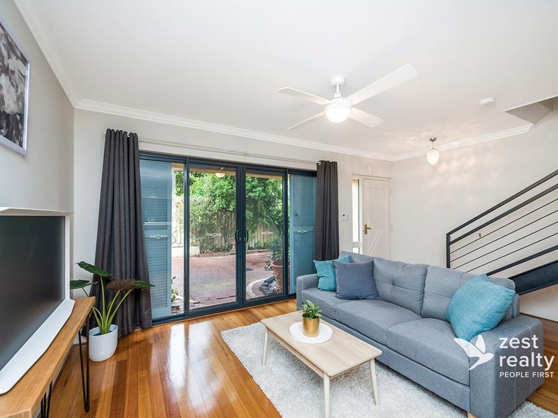 42B Foss Street, Bicton WA 6157