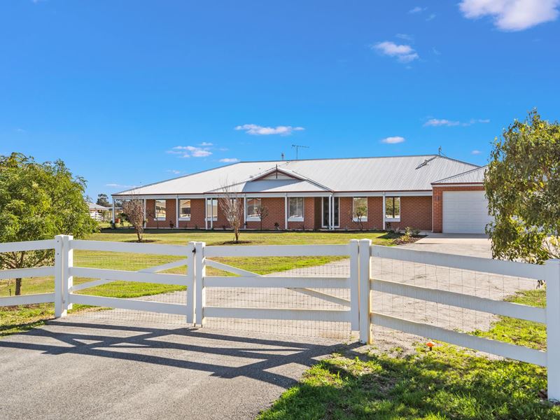 30 Franklin Drive, North Dandalup WA 6207