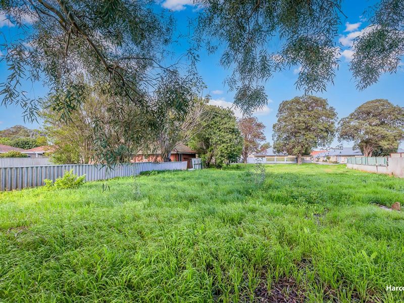 39 Fifth Road, Armadale WA 6112