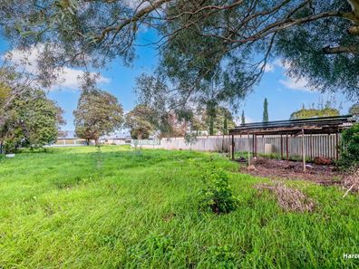 39 Fifth Road, Armadale WA 6112