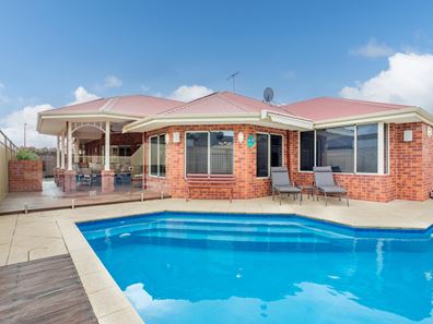 41 Cromarty Gardens, Canning Vale WA 6155