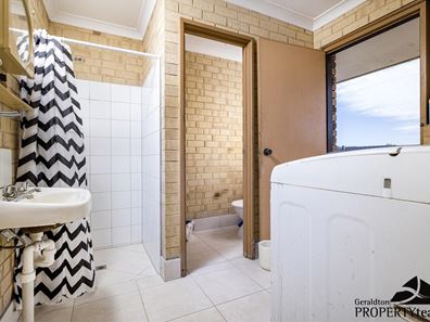 2/13 Ainsworth Street, Geraldton WA 6530