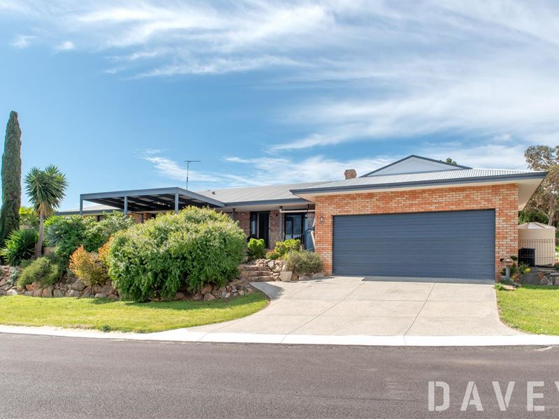 12 Jason Place, Padbury WA 6025