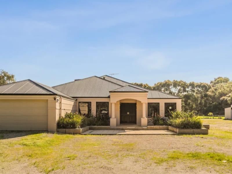 173 Hopkinson Road, Darling Downs WA 6122