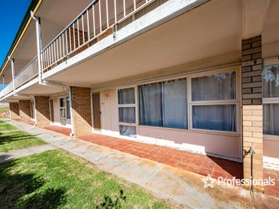 4/7 Shenton, Geraldton WA 6530