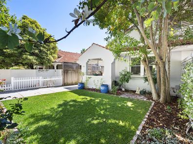 104 Williams Road, Nedlands WA 6009