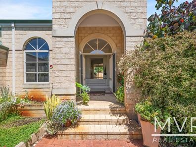 4 Hotchin Way, Kardinya WA 6163