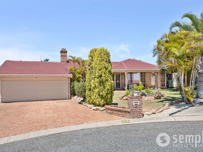 11 Harwood Rise, Leeming WA 6149