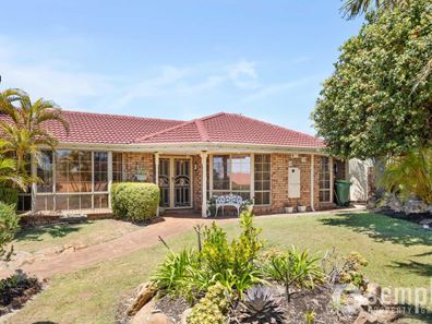 11 Harwood Rise, Leeming WA 6149