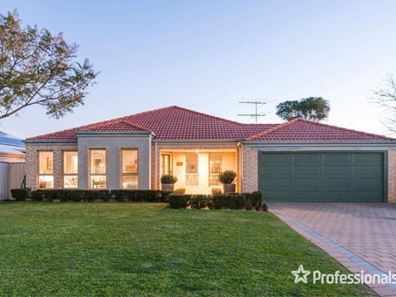 12 Mandon Street, Forrestfield WA 6058