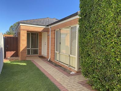 15 Mattingley Heights, Murdoch WA 6150