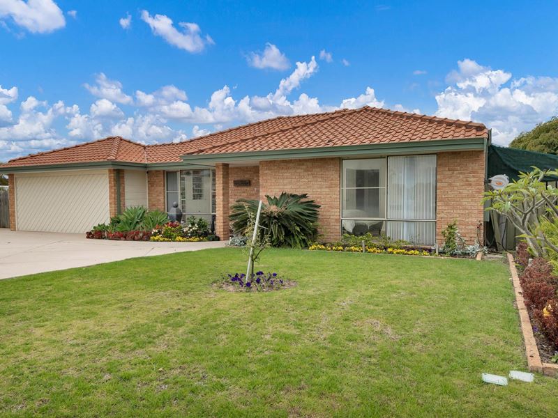 15 Barossa Heights, Ocean Reef WA 6027