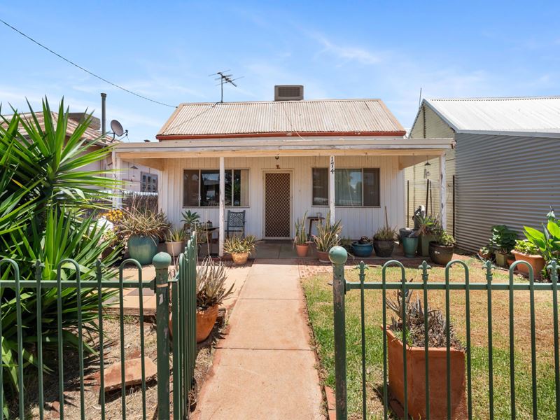 174 Dugan Street, Kalgoorlie