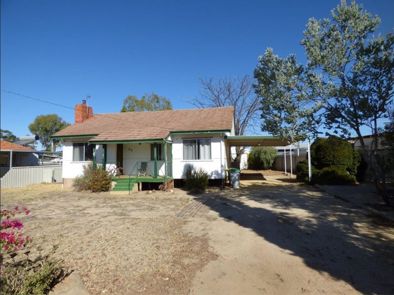 69 Endersbee Street, Merredin
