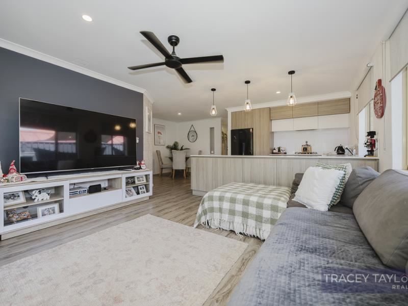21 Attwood Place, Clarkson