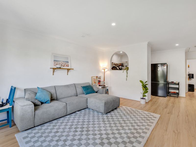 8/12 Hastings Street, Scarborough