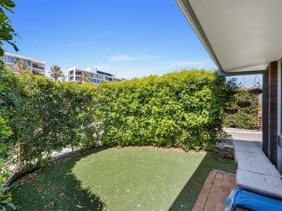 8/12 Hastings Street, Scarborough WA 6019