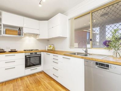 5/318 Harborne Street, Glendalough WA 6016