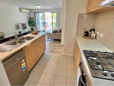 40/15 Tanunda Drive, Rivervale WA 6103