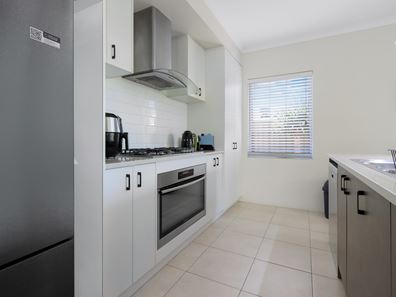 8 Blair Street, South Yunderup WA 6208