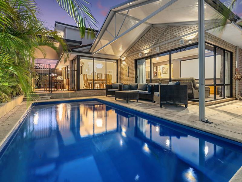 1 West End Parade, Canning Vale