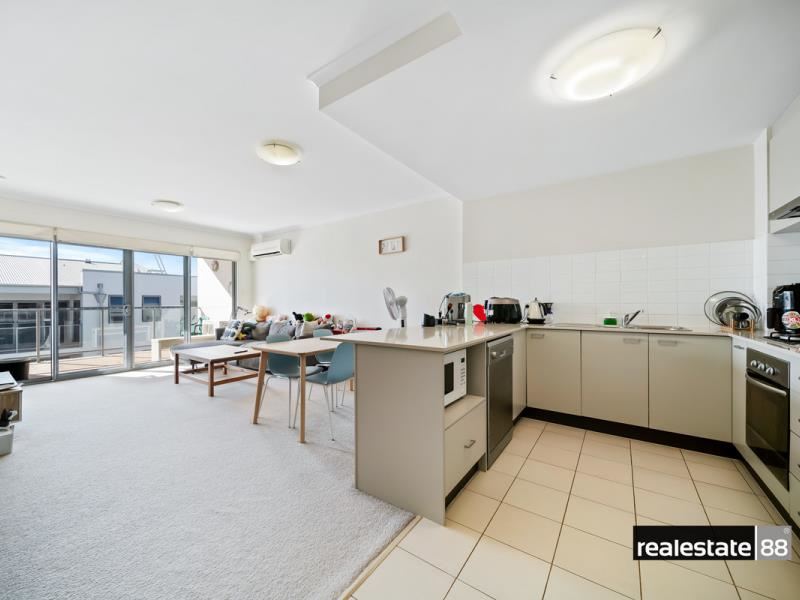 76/154 Newcastle Street, Perth