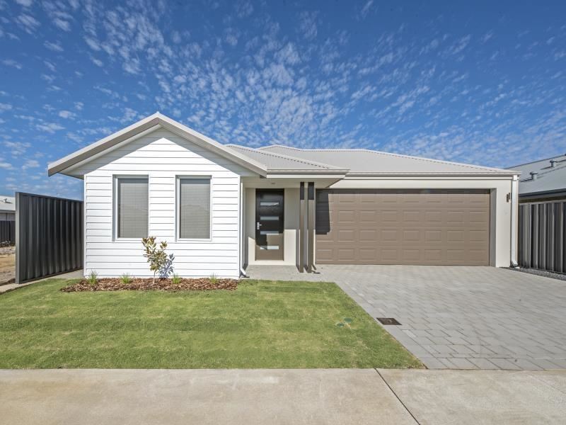 18 Currawong Way, Erskine