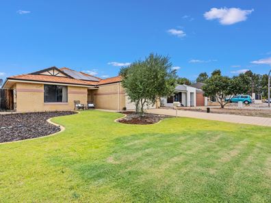 73 Ardmore Parade, Ellenbrook WA 6069