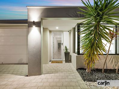 17 Mcphee Road, Hammond Park WA 6164