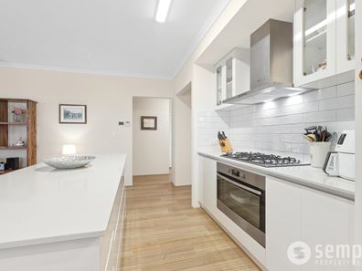 40 Citrine Street, Treeby WA 6164