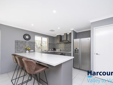 170 Patersonia Road, Chittering WA 6084