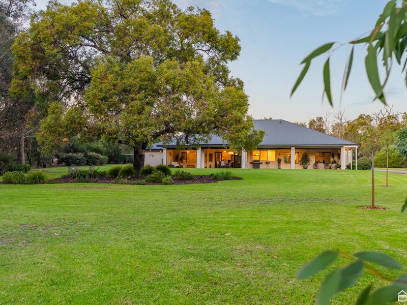 44 Yoorda Close, Cardup WA 6122