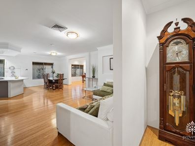 4 Drosera Approach, Wattle Grove WA 6107