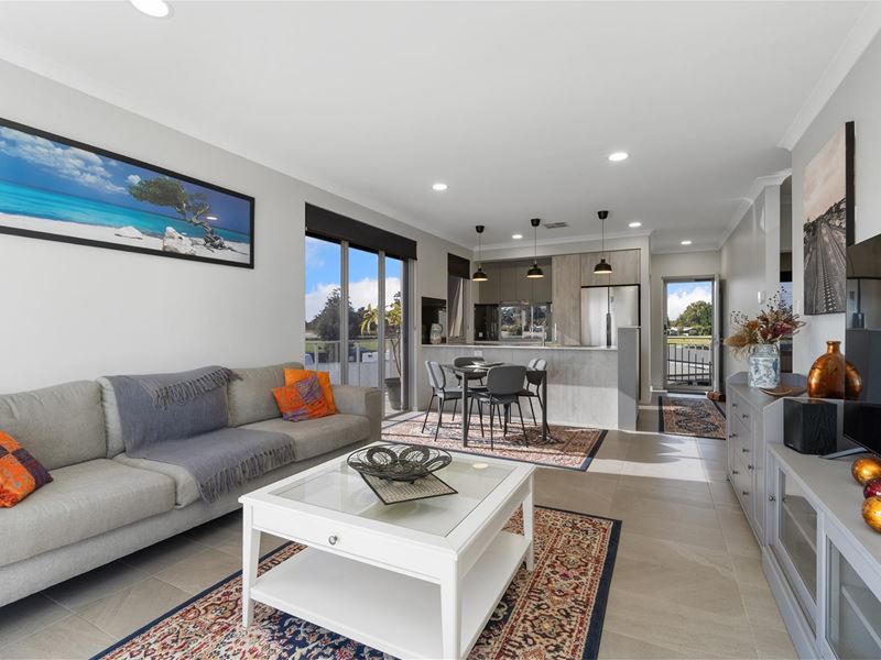 20/2 Lahinch Vista, Gnangara WA 6077