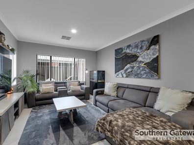 34 Ripplemead Avenue, Haynes WA 6112