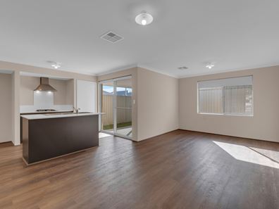 85 Moncrieff Parade, Golden Bay WA 6174